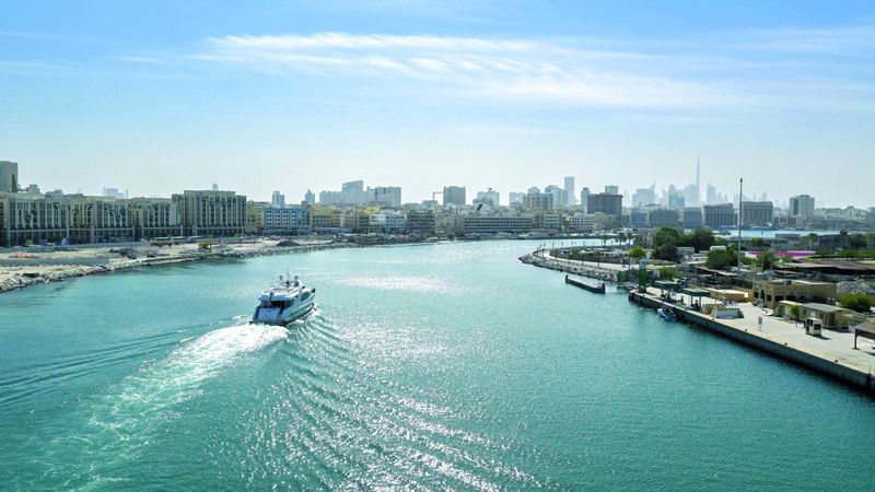 الامارات | طقس صحو وغائم جزئياً