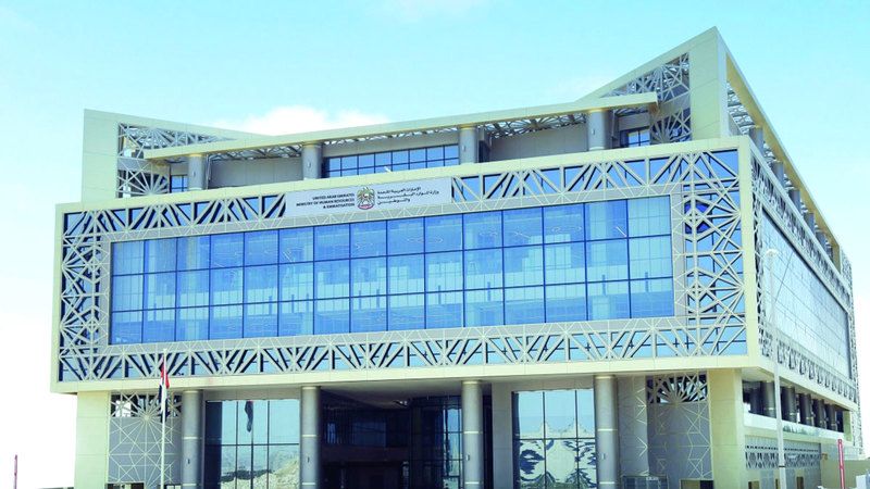 الامارات | عبدالرحمن العور: الإمارات نموذج عالمي في توفير السبل الضامنة لصحة وسلامة ورفاهية العمال