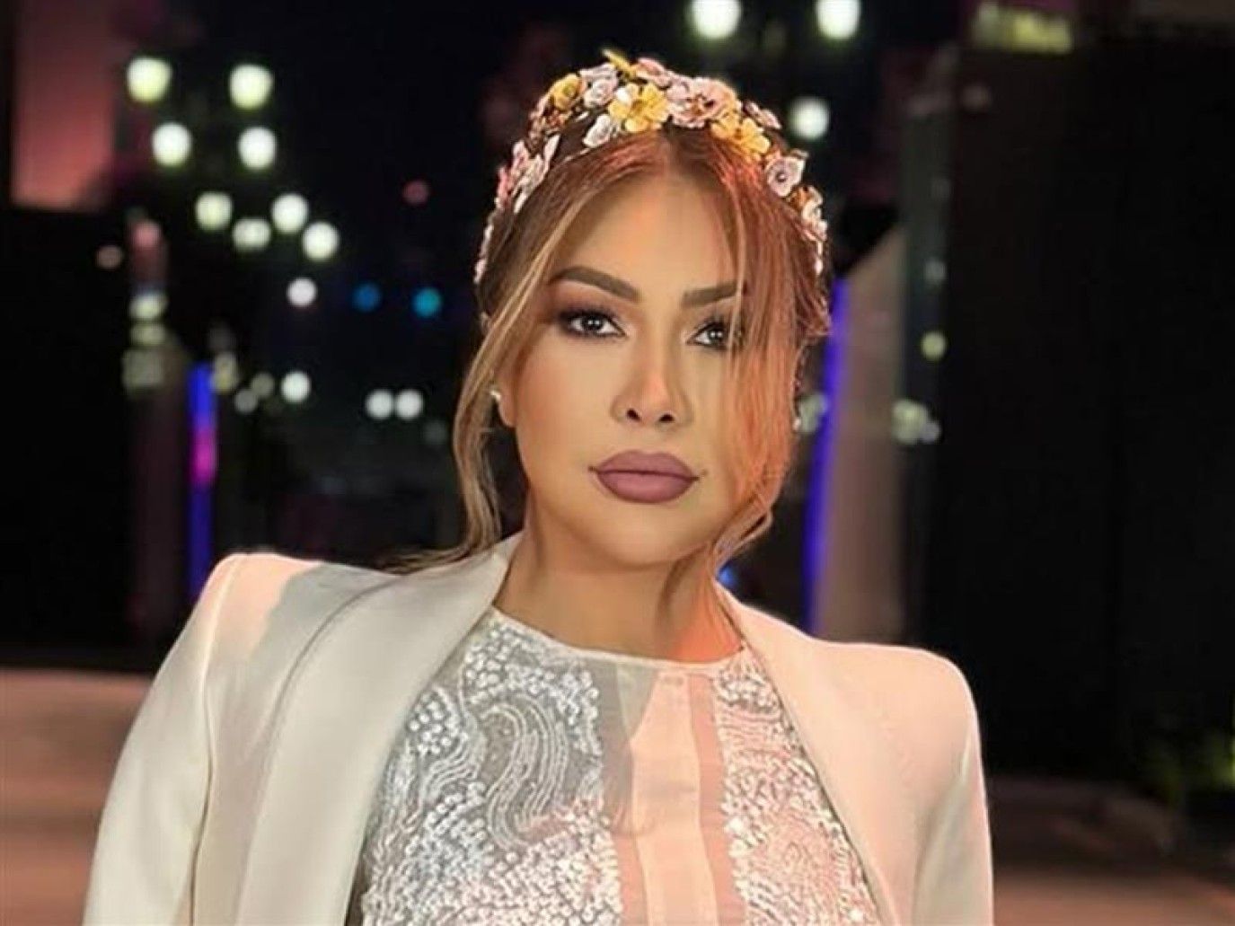 بالصور.. النجمات يتألقن بأجمل صيحات الجمال في أحدث إطلالاتهن