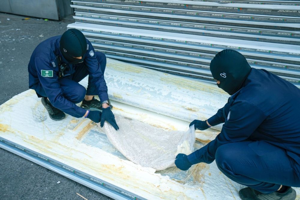 ميناء جدة الإسلامي.. إحباط تهريب 1.5 مليون حبة من مادة الإمفيتامين