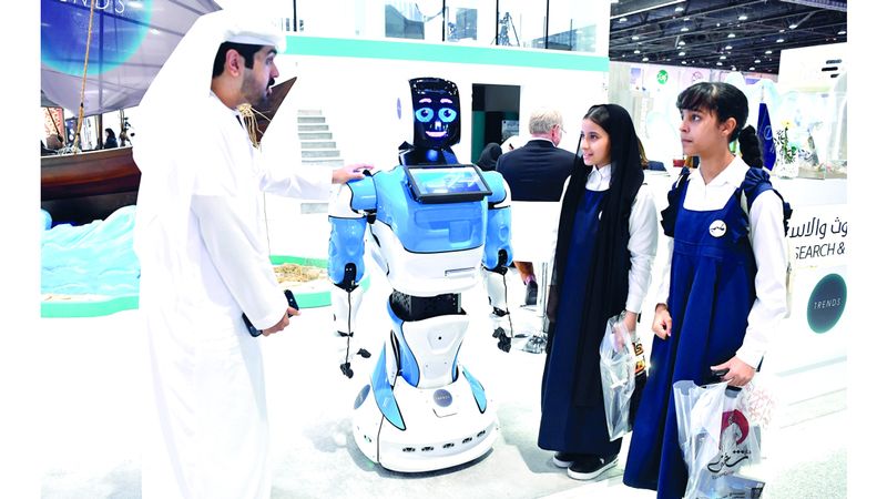 الامارات | الذكاء الاصطناعي في «أبوظبي للكتاب».. مربع رقمي للمشروعات الثقافية