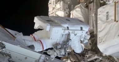 تكنولوجيا: رواد ناسا يجهزون محطة الفضاء بألواح شمسية جديدة في خامس رحلة سير فضائية