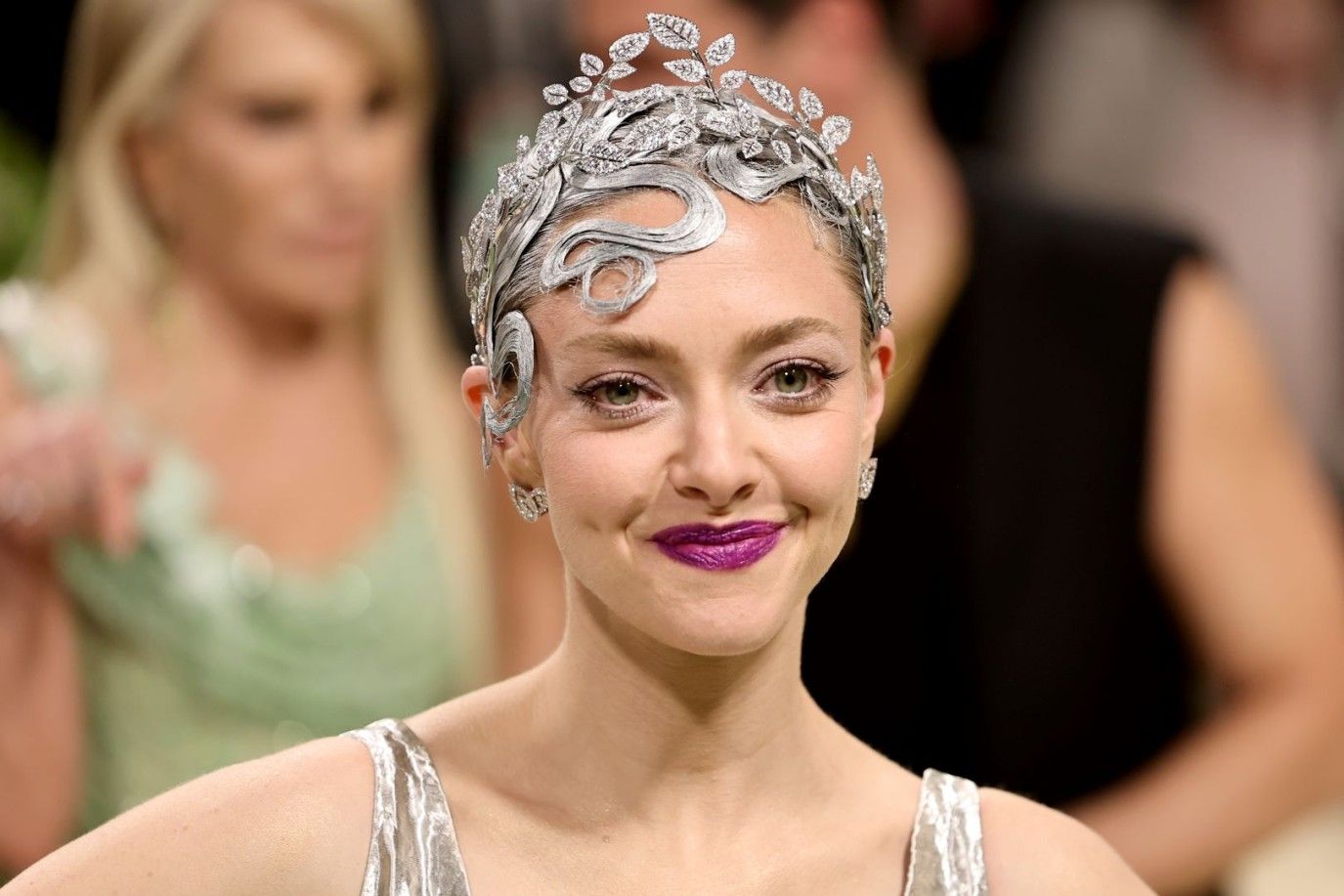 7 صيحات جمالية استثنائية للنجمات سجلها حفل ميت غالا 2024.. شاهديها بالصور