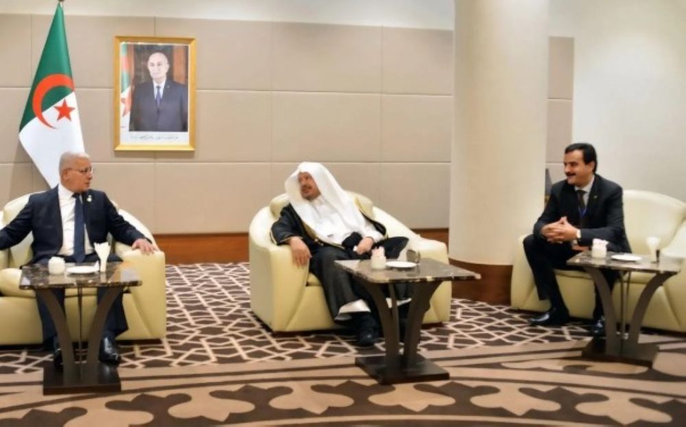 رئيس مجلس الشورى ونظيره الجزائري يبحثان عدد من الموضوعات