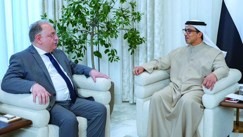 الامارات | منصور بن زايد يستقبل وزير المالية السوري