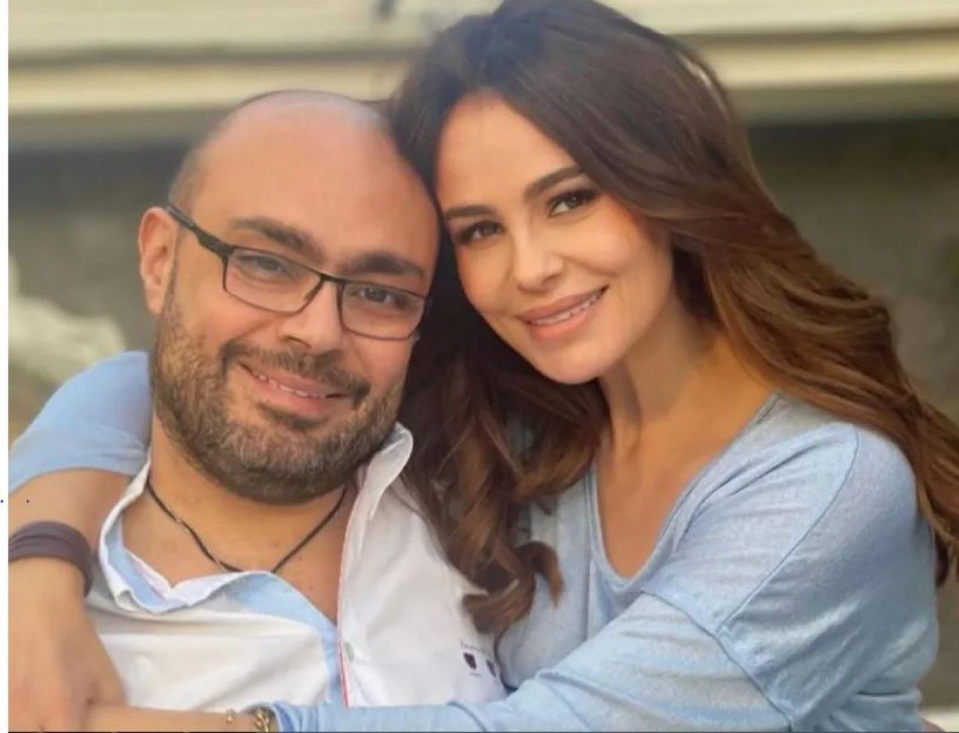 بعد وفاة زوج كارول سماحة.. هل ستؤجل مسرحية كلو مسموح؟
