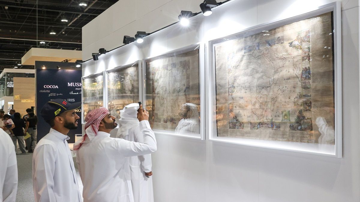 الامارات | صورة من الشارقة بمليون درهم.. وخريطة من «عصر الذهب» بـ 3 ملايين