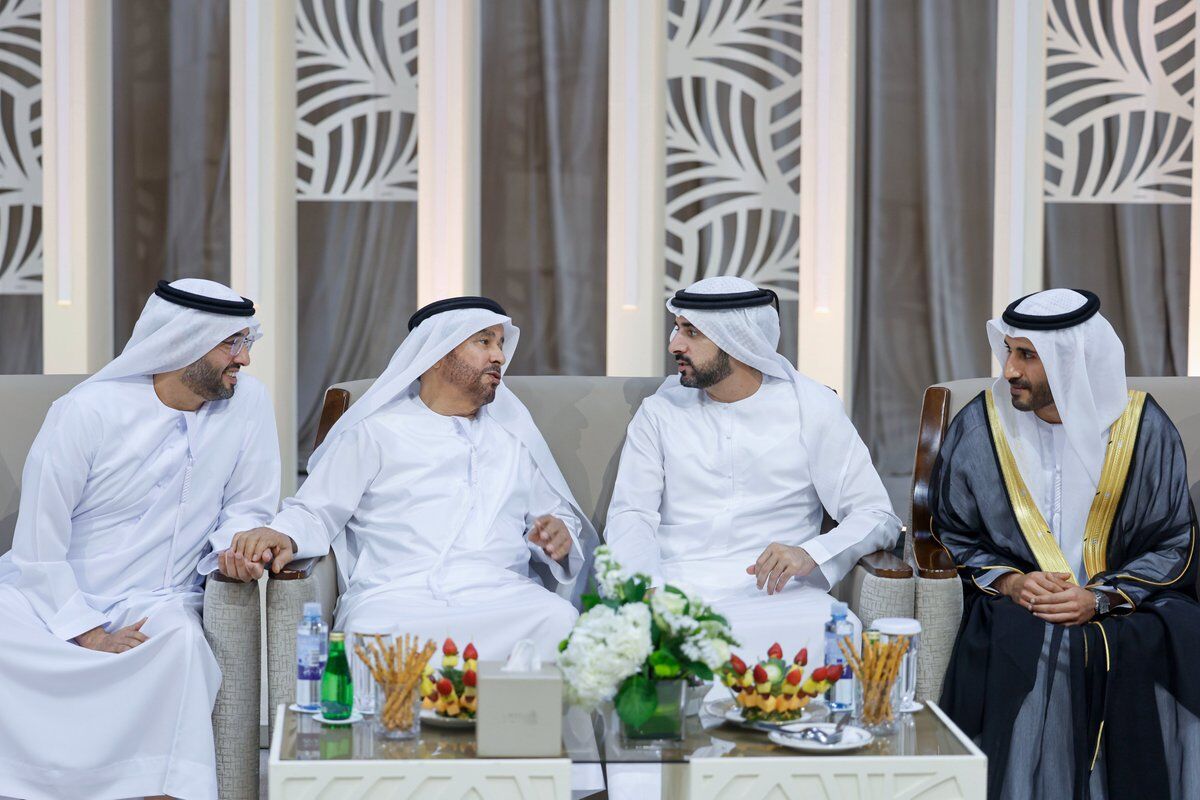 الامارات | حمدان بن محمد يحضر أفراح تريم والطنيجي