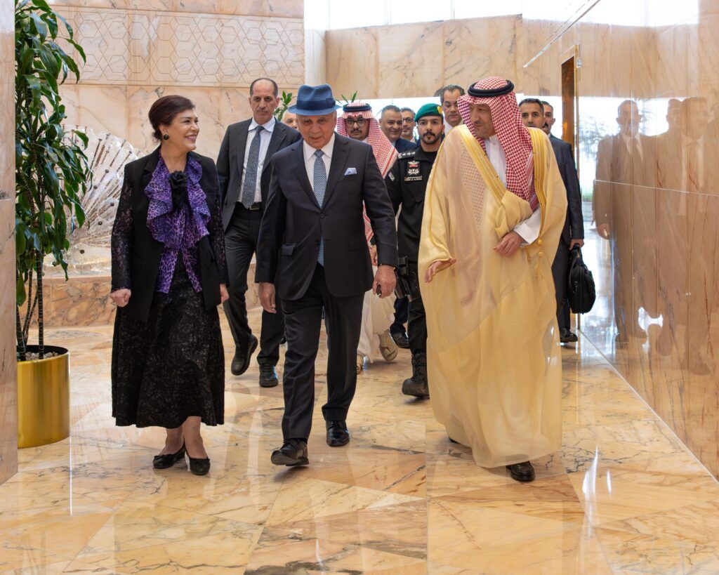 السعودية | نائب رئيس مجلس الوزراء وزير الخارجية بجمهورية العراق يصل إلى الرياض