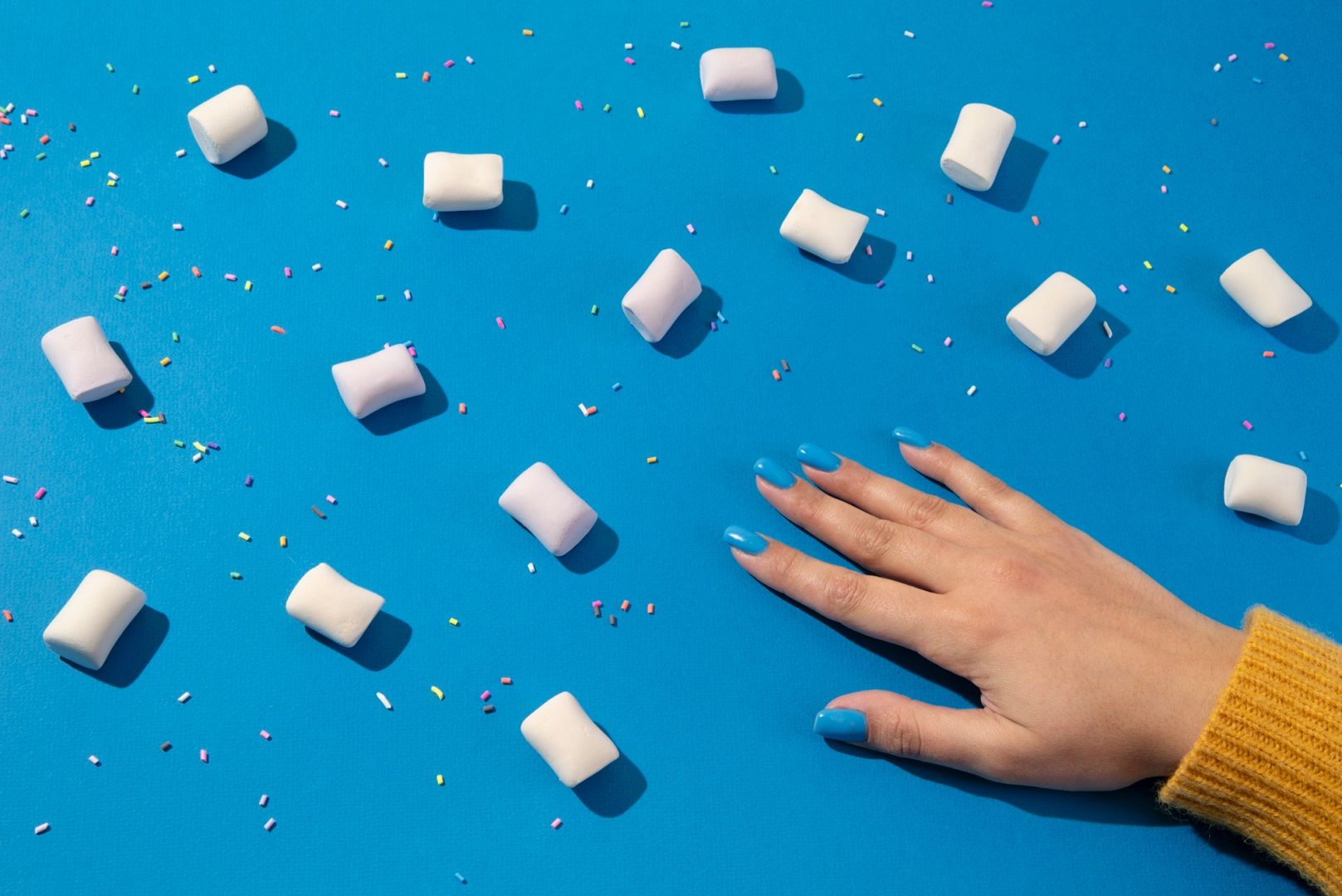 طلاء الأظافر فن التعبير عن الذات.. قصة أنوثة تمتد منذ آلاف السنين