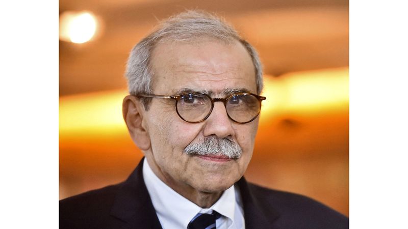 الامارات | رئيس وزراء لبنان يثمّن قرار الإمارات رفع حظر السفر