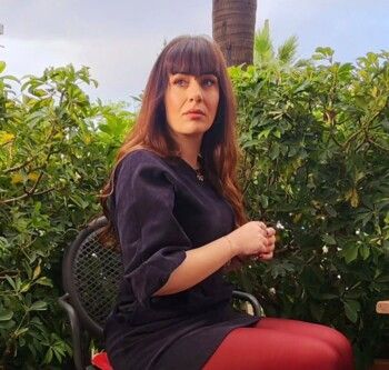 سلمى شلبي تتحدث عن علاقتها بـ رندة كعدي ومارينال سركيس ووسام حنا وفارس ياغي في كواليس "القدر"