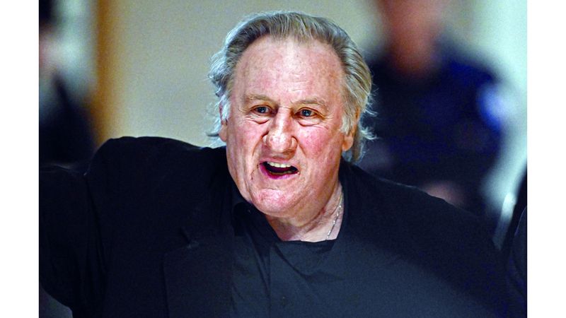 الامارات | جيرار دوبارديو المُلاحَق قضائياً يُصوّر فيلماً