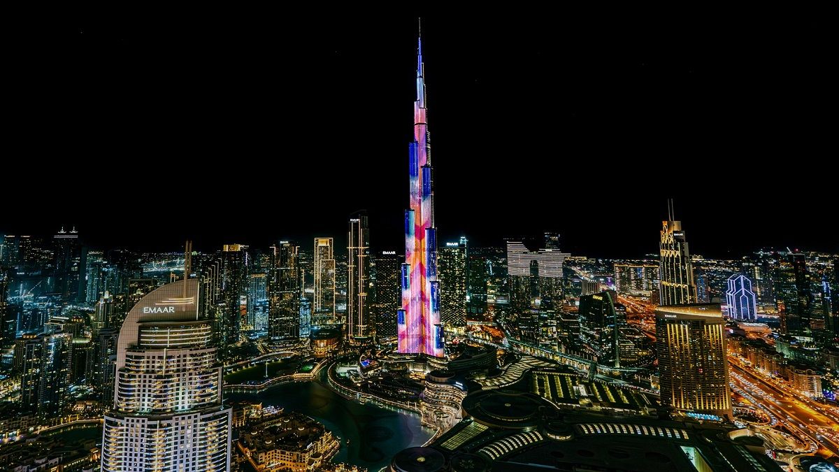 الامارات | جائزة المسابقة الاستثنائية 100 ألف درهم.. محمد العبار: برج خليفة ينتظر إبداعاتكم