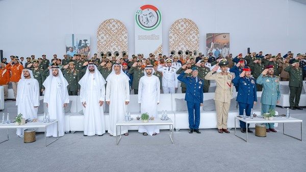 حمدان بن محمد يحضر حفل الذكرى الـ49 لتوحيد القوات المسلحة الإماراتية