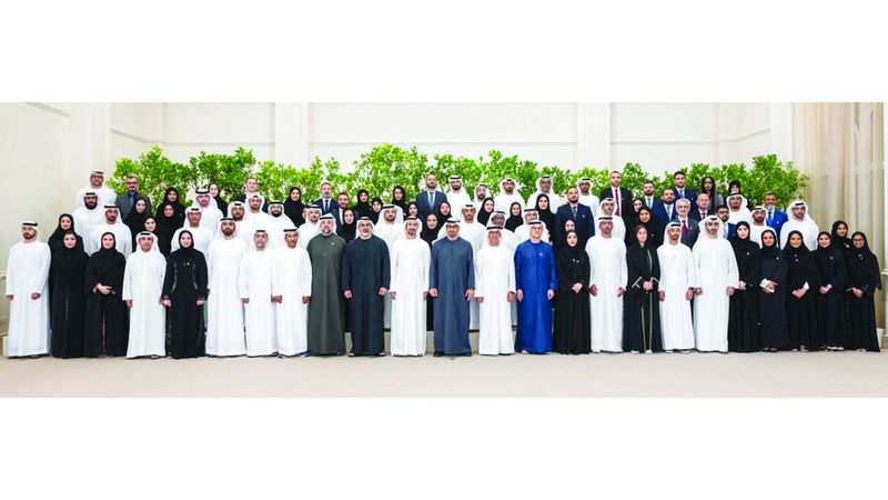 الامارات | رئيس الدولة يؤكد أهمية تفاعل الجهات الحكومية مع المجتمع لتقديم خدمات ذات كفاءة وفاعلية