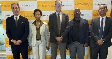 رئيس سلامة الغذاء يلتقي وفد الهيئة الوطنية للمواصفات بجنوب إفريقيا