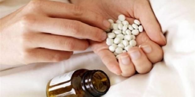 هل حبوب النوم هي حل الأرق؟.. تعرف على مخاطرها