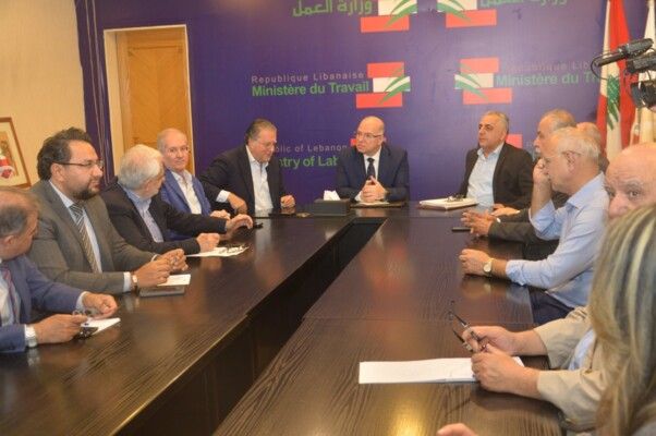 حيدر: سأحمل خطة رفع الحد الأدنى للأجور وتصحيحها الى مجلس الوزراء والعمل على إقرارها