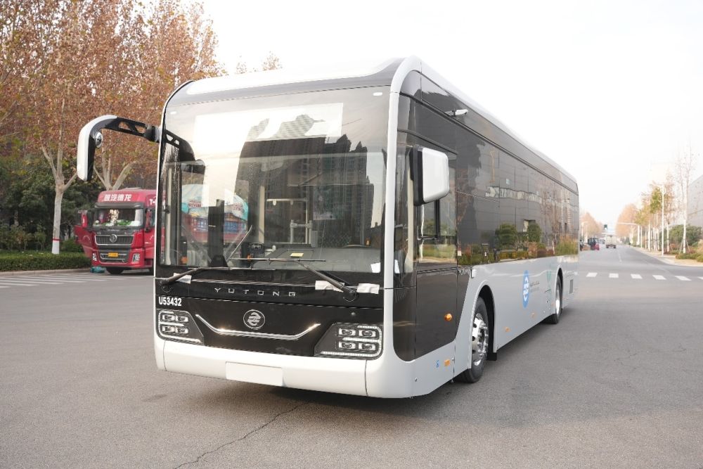 بتقنيات ذكية.. جدة تدشن المرحلة الجديدة من مشروع الحافلات