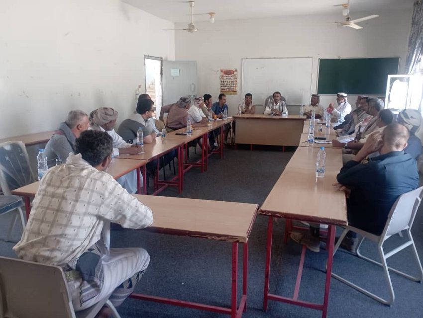 مأرب.. تنفيذي "حريب" يمهل التجار المتخلفين عن دفع الضرائب والزكاة اسبوع