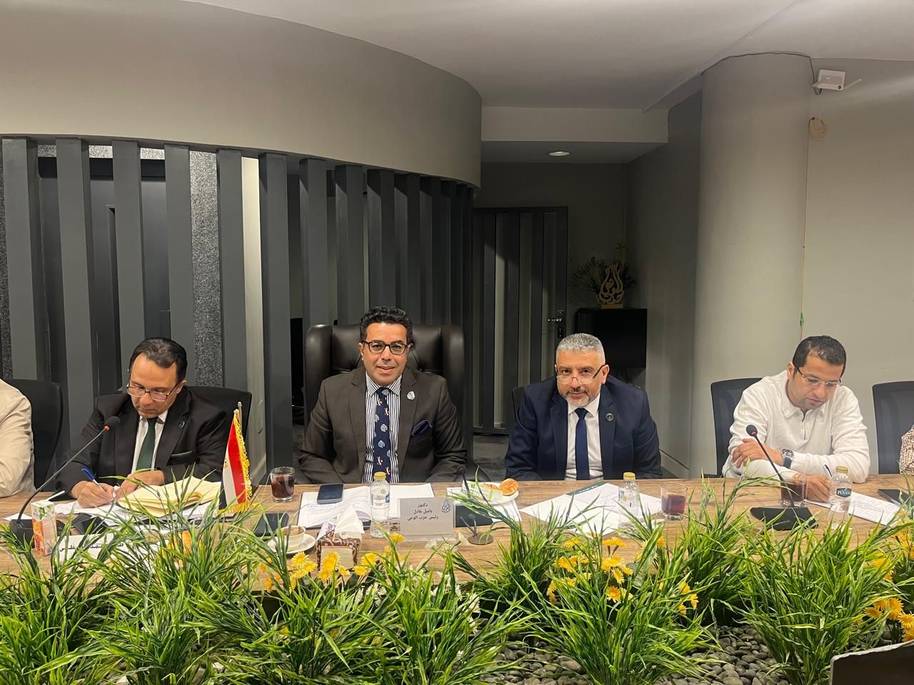 فى حلقة نقاشية لحزب الوعى.. مطالب بحوار مجتمعى للائحة قانون العمل الجديد