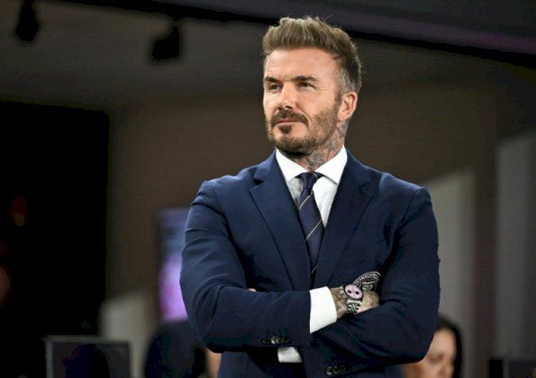 بيكهام ونيفيل ضمن مجموعة ملكية جديدة لنادي سالفورد سيتي