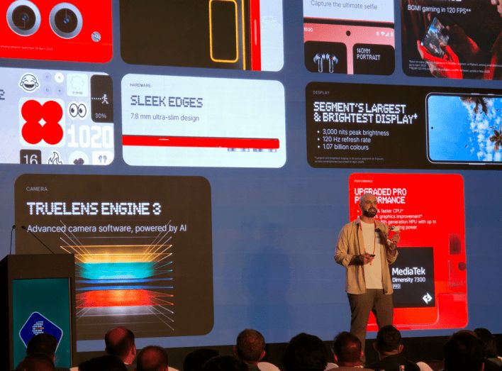 تكنولوجيا: شركة CMF التابعة لـ Nothing تكشف عن هاتف CMF Phone 2 Pro إلى جانب ثلاث سماعات جديدة خلال الإطلاق العالمي