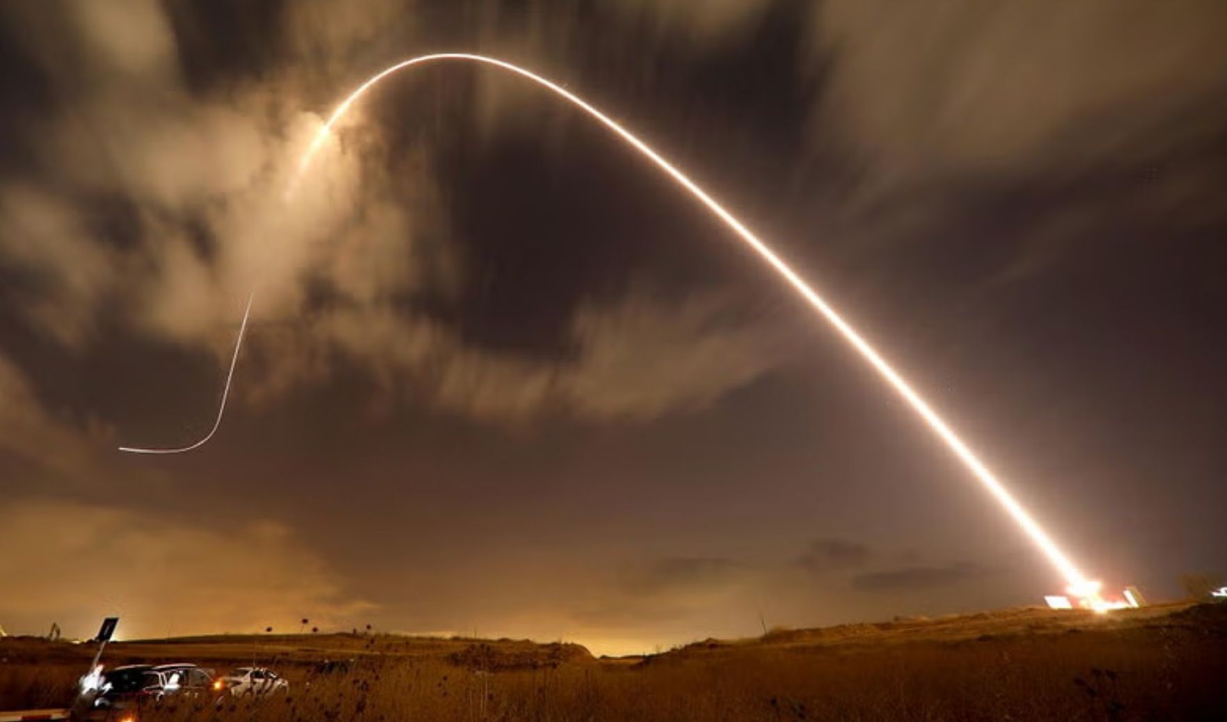 اسرائيل تكشف مصير صاروخ ايراني اطلقته ميليشيا الحوثي.. الرد وارد