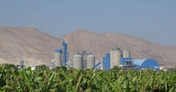 مسلحون يختطفون 6 من مدراء مصنع أسمنت الوحدة في أبين