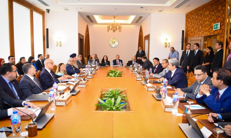 وزير الخارجية يترأس حوار اللجنة العليا الدائمة لحقوق الإنسان مع ممثلى المجتمع المدنى