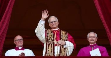 تكنولوجيا: اعرف ماركة الساعة التي ارتداها بابا الفاتيكان في أول قداس رسمي