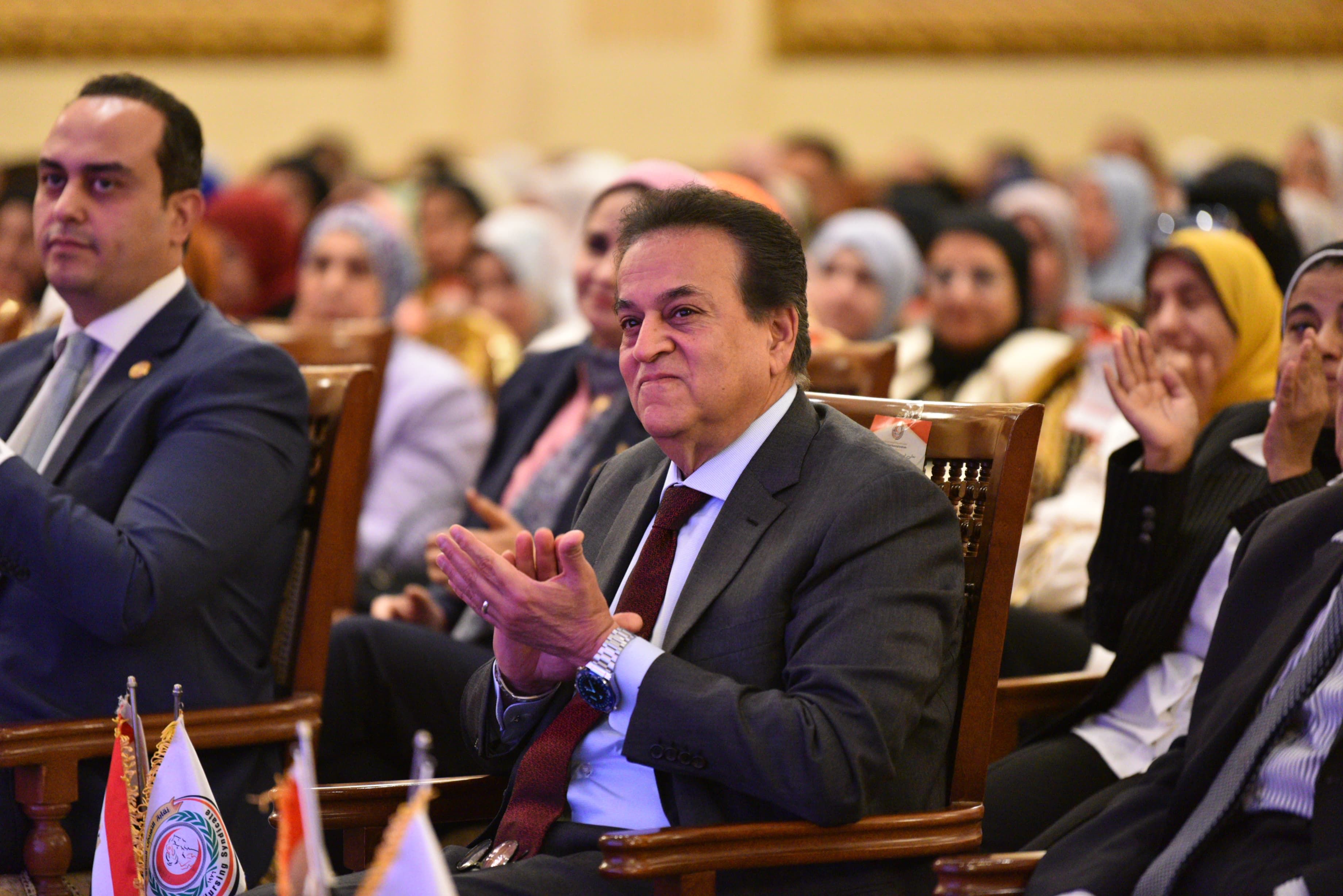 وزير الصحة: مهنة التمريض استطاعت إثبات جدارتها منذ جائحة كورونا وحتى اليوم