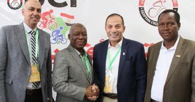 منتخب مصر للباراسيكل يقترب من حسم اللقب الأفريقى ورئيس البارالمبية يشيد بالتنظيم