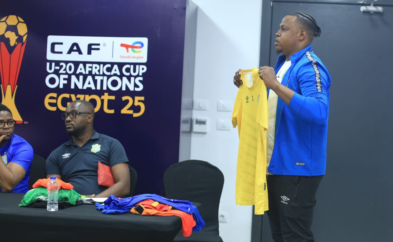 سيتى كلوب تضع اللمسات النهائية لإقامة مباراة مصر وغانا بأمم أفريقيا للشباب باستاد السويس