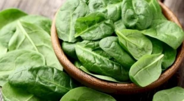 أطعمة تؤخر الشيخوخة وتحافظ على البشرة.. بينها السبانخ والبروكلي