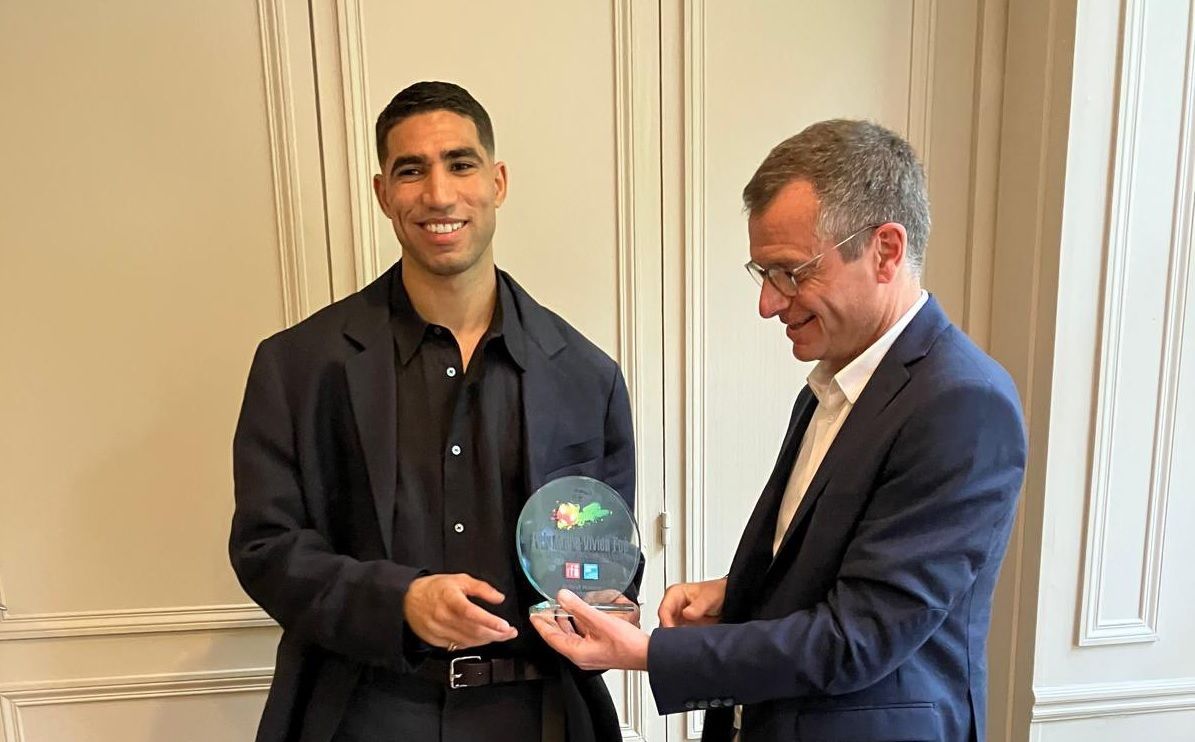 الامارات | أشرف حكيمي يفوز بجائزة أفضل لاعب إفريقي في الدوري الفرنسي