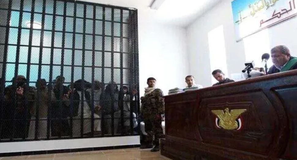 فضيحة ...سجن نساء بتهمة تشغيل أماكن للدعارة في مناطق الحوثي "شاهد"