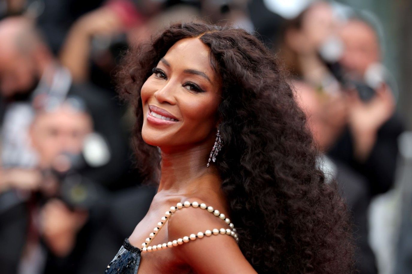 أسرار ثبات المكياج لساعات طويلة في مهرجان كان منذ بدايته وحتى اليوم