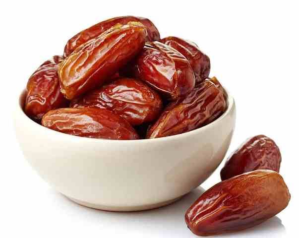 حبة التمر تجتمع فيها قوة طبيعية للجسم.. تعرف إليها؟