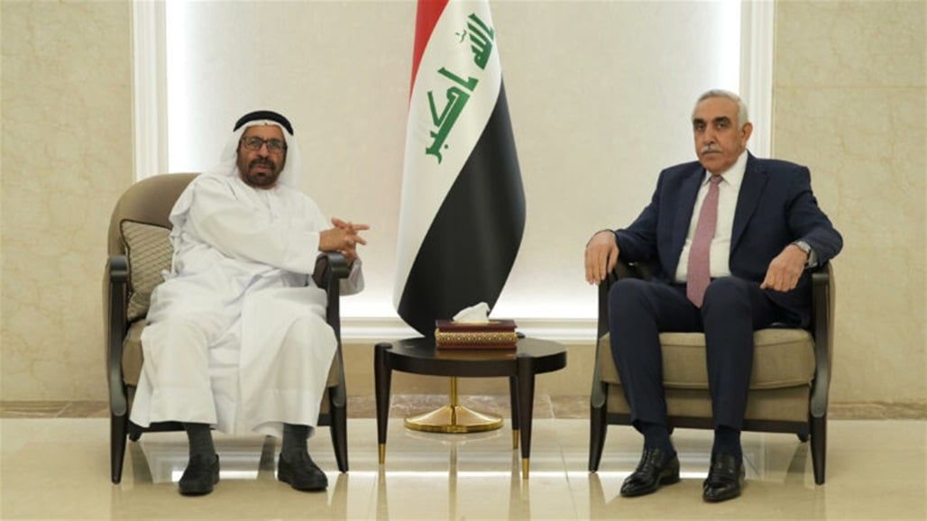 وزيرا خارجية الإمارات ومصر يصلان بغداد