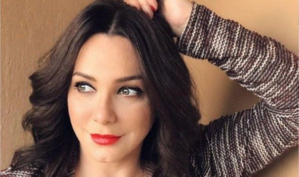 سولاف فواخرجي تعرب عن سعادتها برفع العقوبات جزئيا عن سوريا