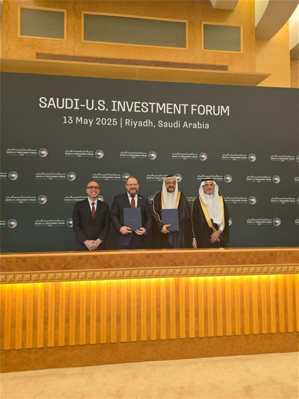 شراكة سعودية أمريكية لتسريع التحول الصناعي عبر الذكاء الاصطناعي