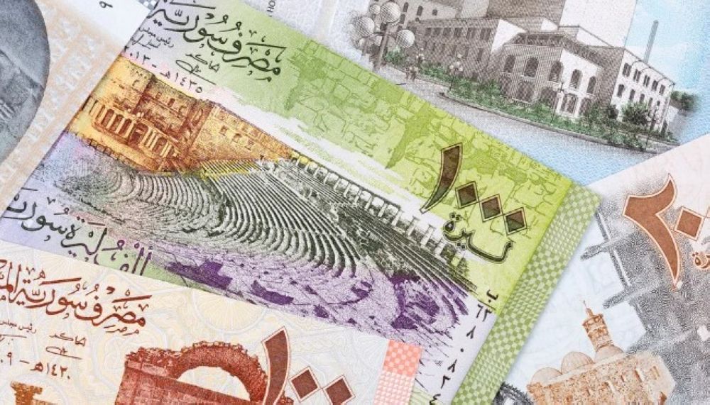 بعد رفع العقوبات بالتنسيق مع السعودية.. ارتفاع سعر الليرة السورية أمام الدولار