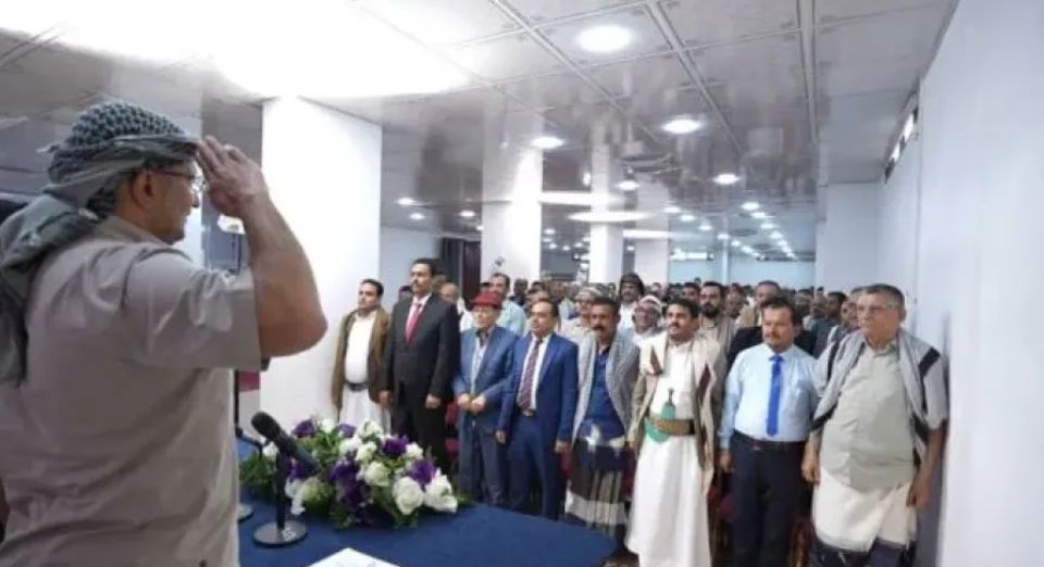 لن تصدق ماذا قال ...طارق صالح يفجر مفاجأة عن عبدالملك الحوثي