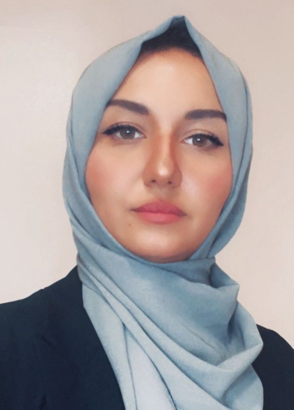 مختصان لـ"اليوم": مبالغ المشاهير الخرافية تشوّه مفهوم النجاح وتربك وعي الشباب