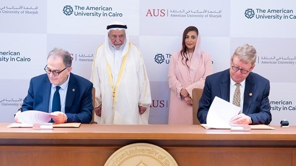 سلطان القاسمي يشهد توقيع مذكرة تفاهم بين الجامعة الأميركية في الشارقة ونظيرتها بالقاهرة