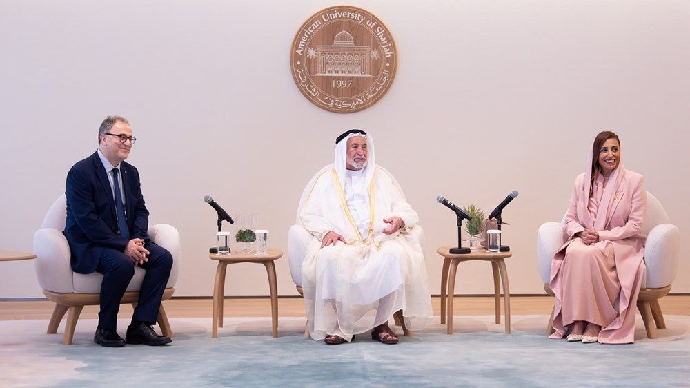 سلطان القاسمي يشهد توقيع مذكرة تفاهم بين الجامعة الأميركية في الشارقة ونظيرتها بالقاهرة