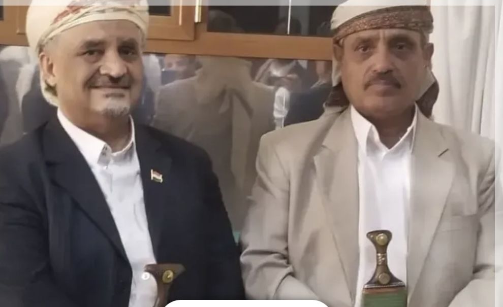 تحركات سرية في الرياض والعاصمة صنعاء …حمير الأحمر وسلطان السامعي يدعوان الحوثي للتنازل