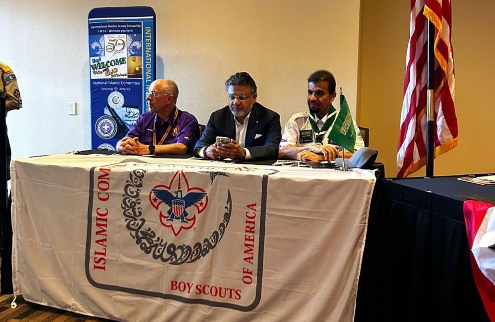 الكشافة السعودية تحتفي بخمسين عامًا من الشراكة مع نظيرتها الأمريكية